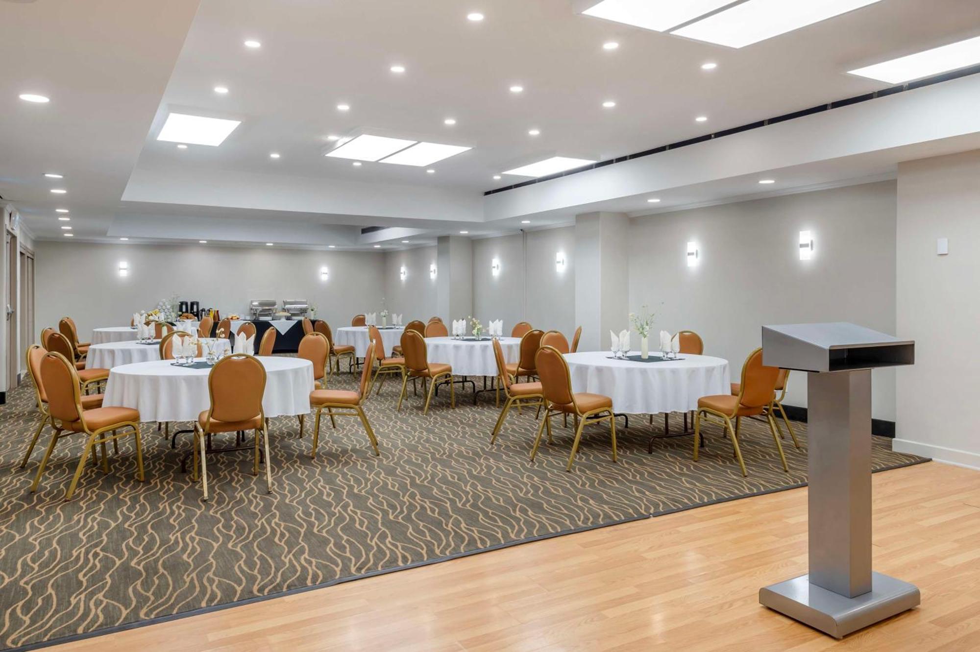 Best Western Plus Ottawa City Centre Exterior photo